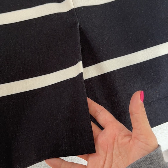 Navy and white striped banana republic pencil - Picture 2 of 3